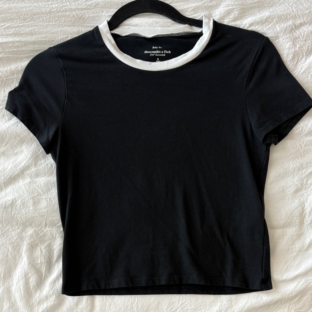 Abercrombie & Fitch Baby Tee with White Trim